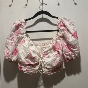FOR LOVE & LEMONS mills floral puff sleeve crop top